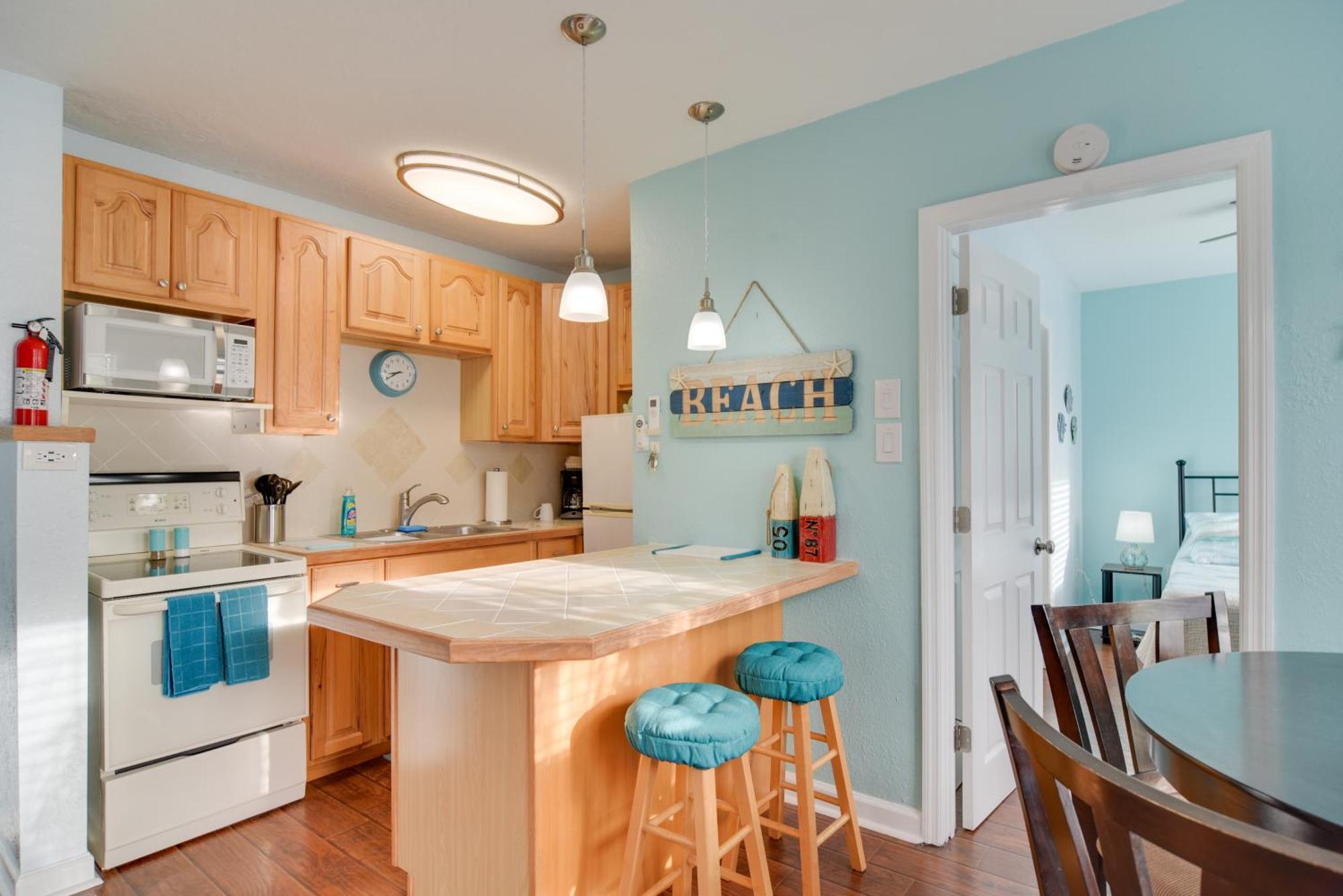 Condo With Community Pool - Walk To Madeira Beach! St. Pete Beach Exterior photo